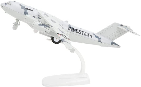 Метален военен самолет – камуфлаж