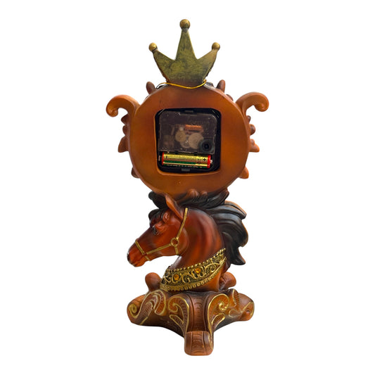 Декоративен настолен часовник с кон и корона