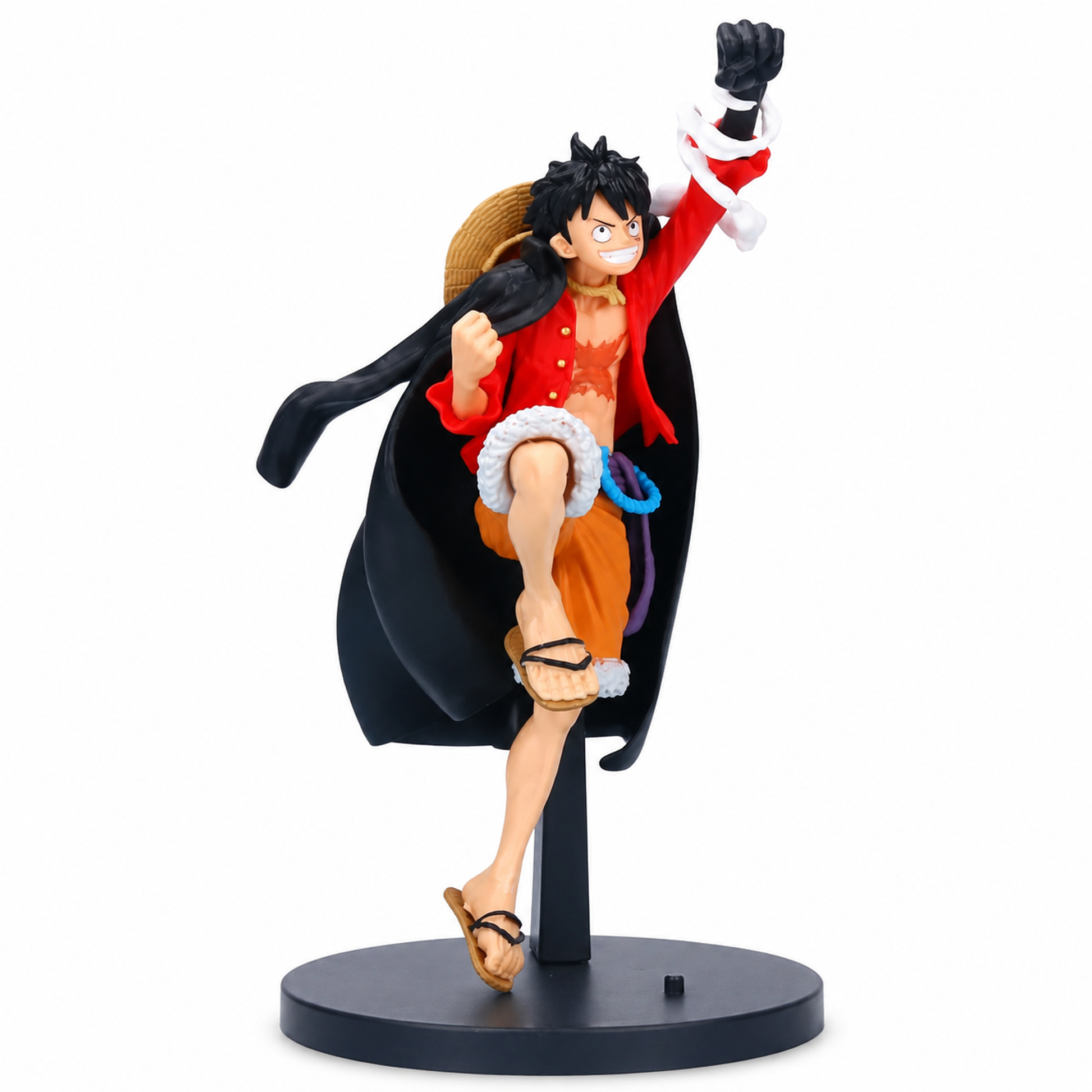 Аниме фигура Monkey D. Luffy с черна наметка от One Piece – преден изглед