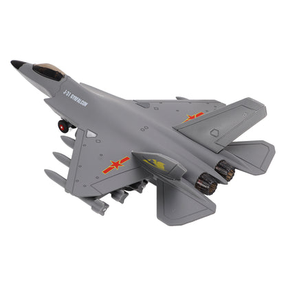 Метален изтребител J-31 Gyrfalcon