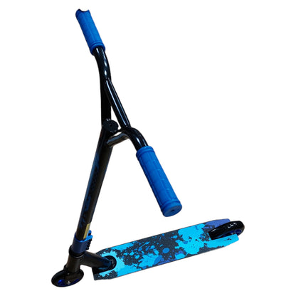 Трик скутер – син