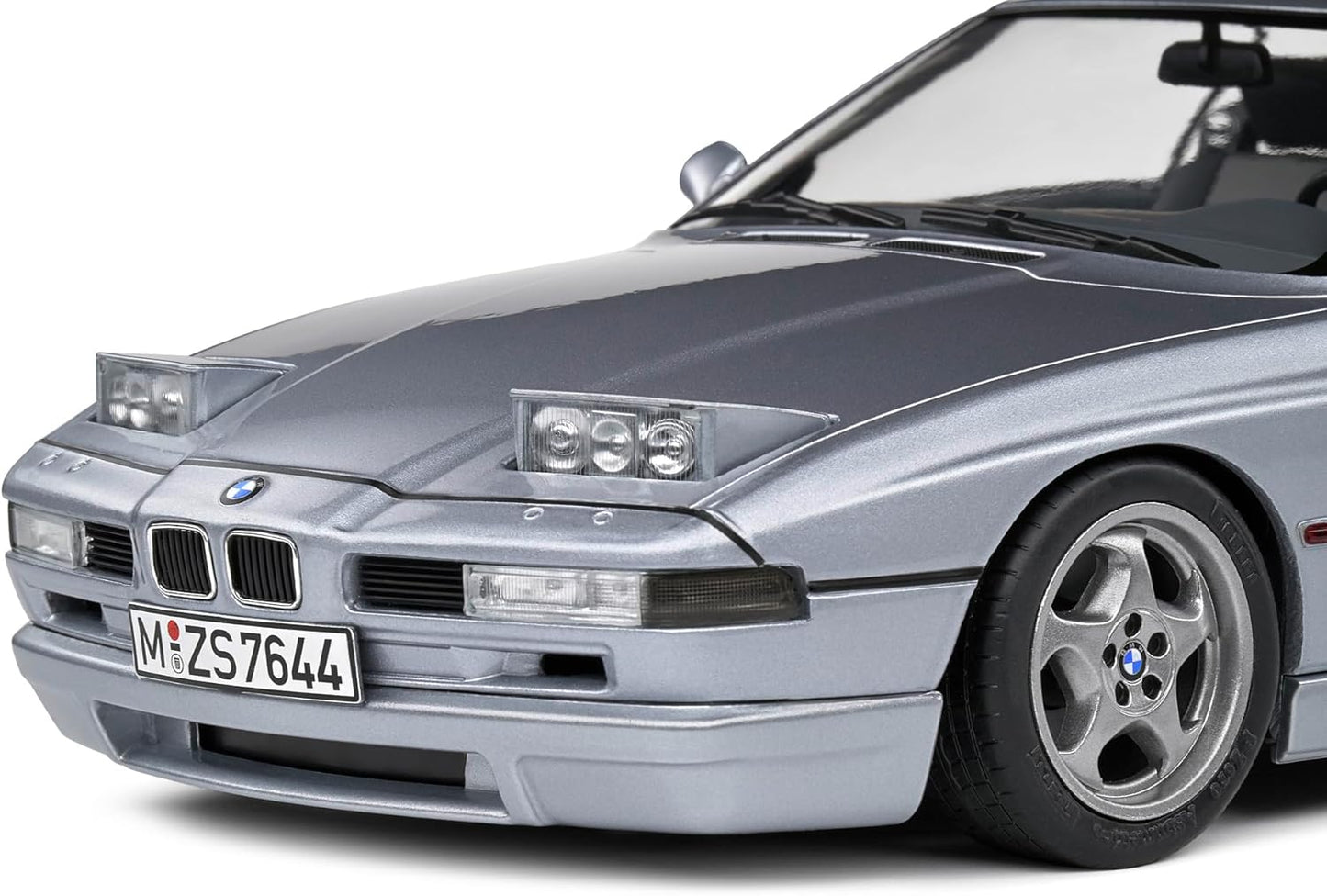 BMW 850 CSi (E31)