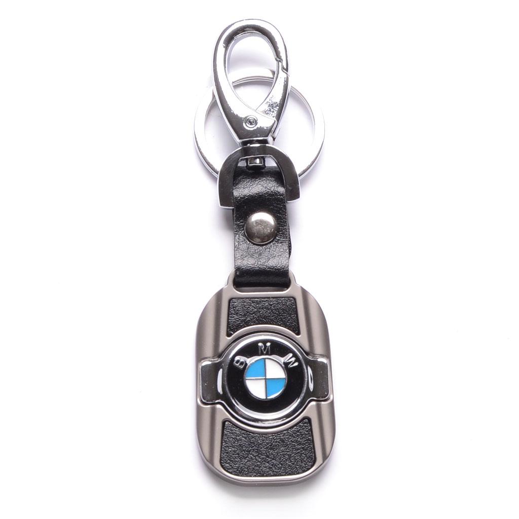 BMW Ключодържател – Метална Плочка с Кожена Каишка и Карабинер