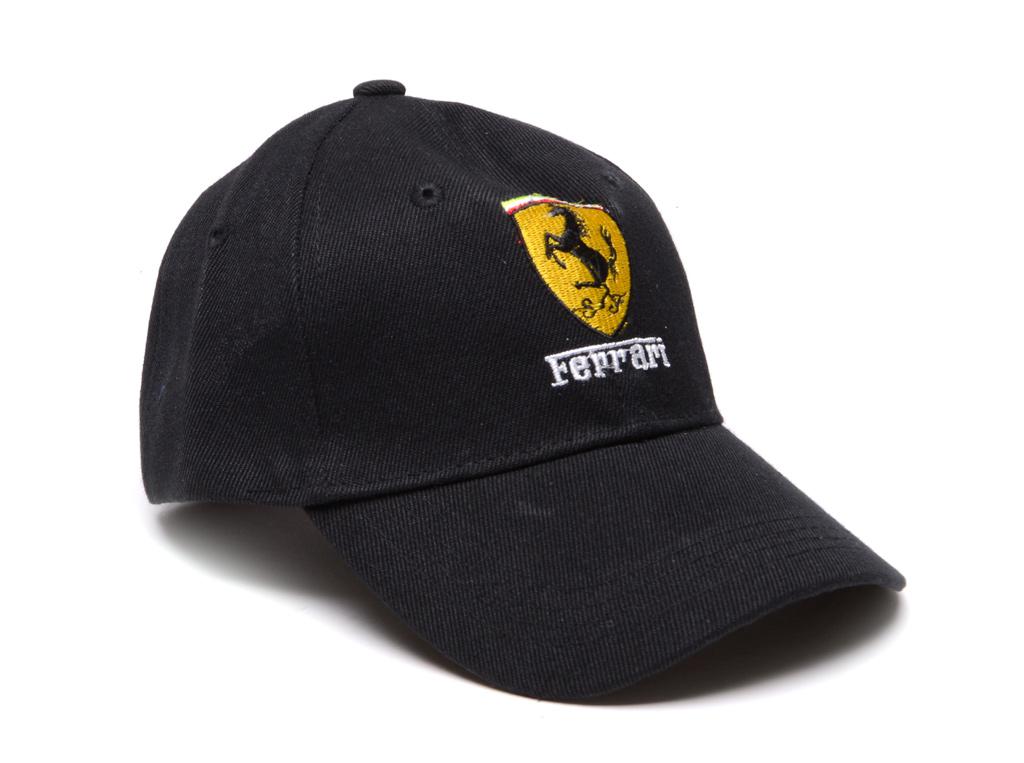 Шапка Ferrari