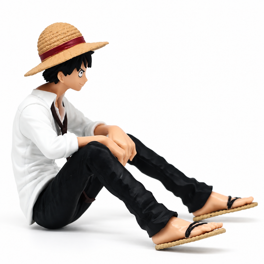 One Piece – Luffy фигурка със сламена шапка (седяща поза)
