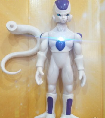 Фигура Dragon Ball Z – Frieza Final Form със светлина