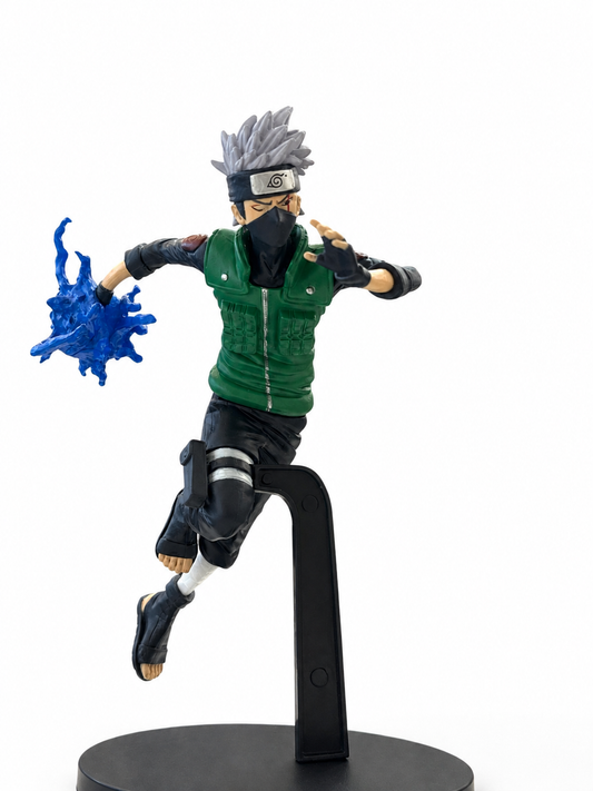 Kakashi Hatake аниме фигура със син светкавичен ефект