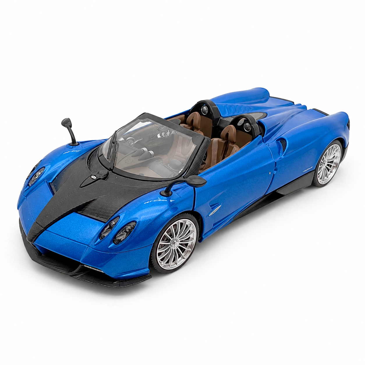 Син метален модел Pagani Zonda Roadster в мащаб 1:24