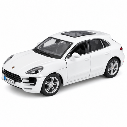 Бял метален модел Porsche Macan в мащаб 1:24 – преден изглед под ъгъл