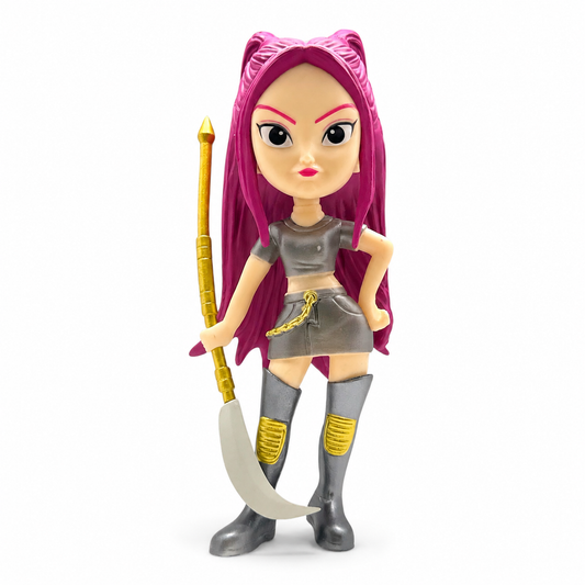 Фигурка KPop Demon Hunters Mira с оръжие – K-pop