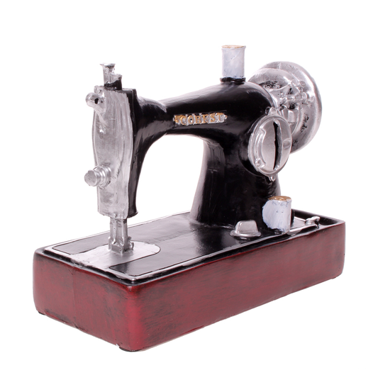 Ретро декоративна шевна машина – стилен сувенир за дома и колекционери