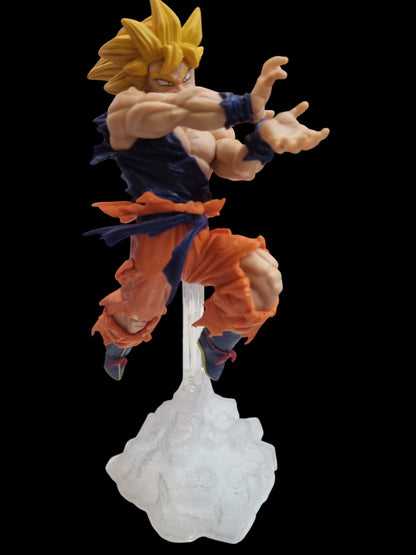 Dragon Ball Z – Super Saiyan Goku фигурка Kamehameha