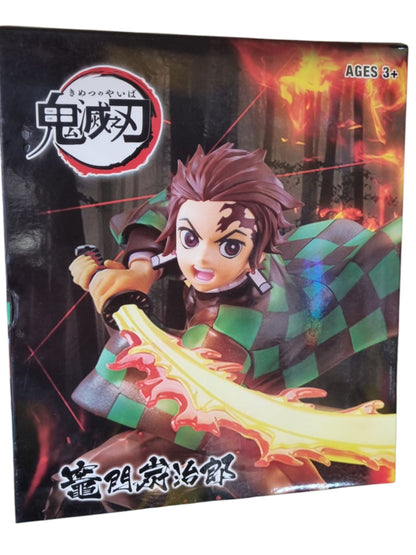 Tanjiro Kamado – Demon Slayer фигурка с огнен меч