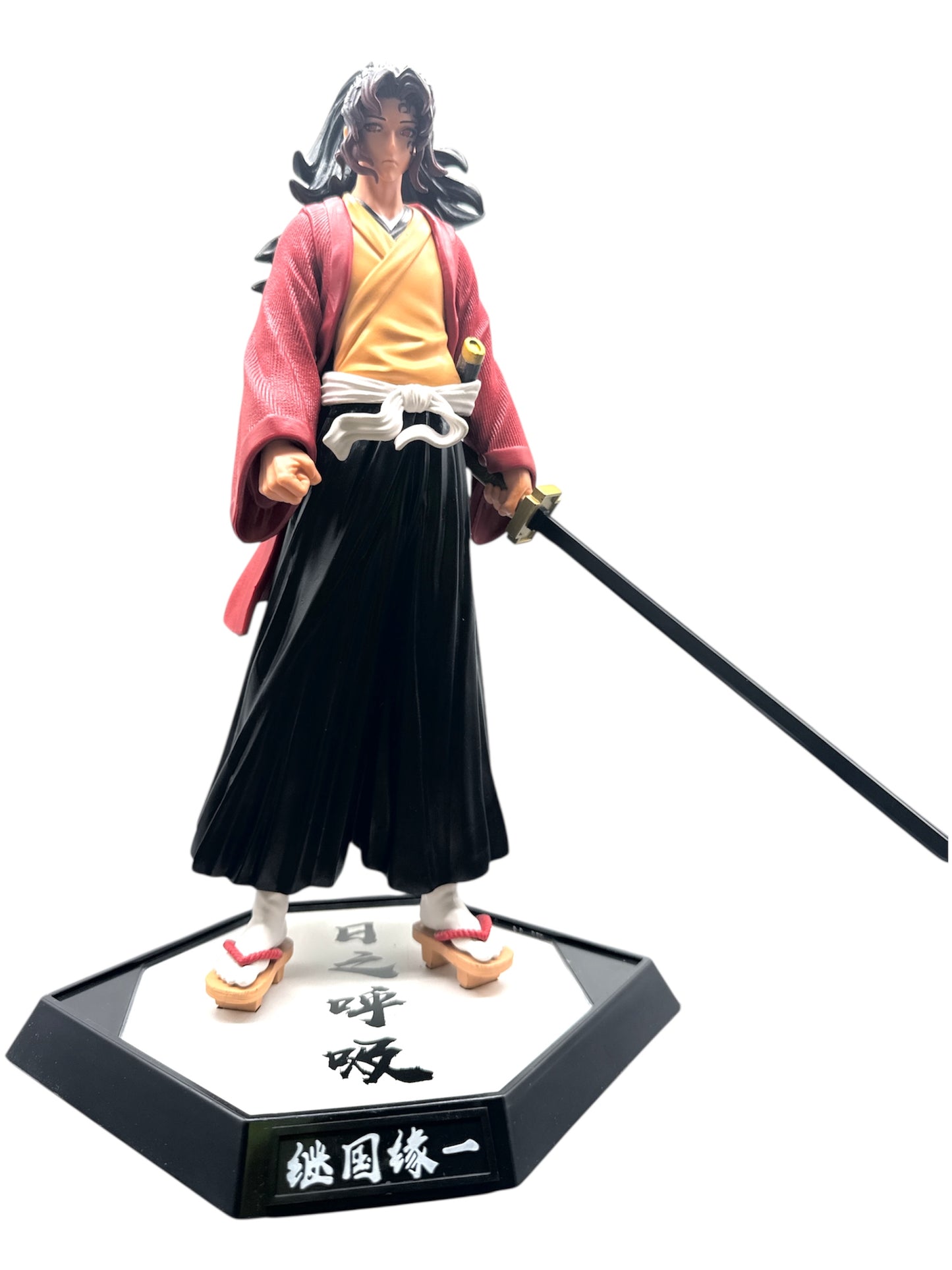 Аниме фигура на Yoriichi Tsugikuni от Demon Slayer - Манга