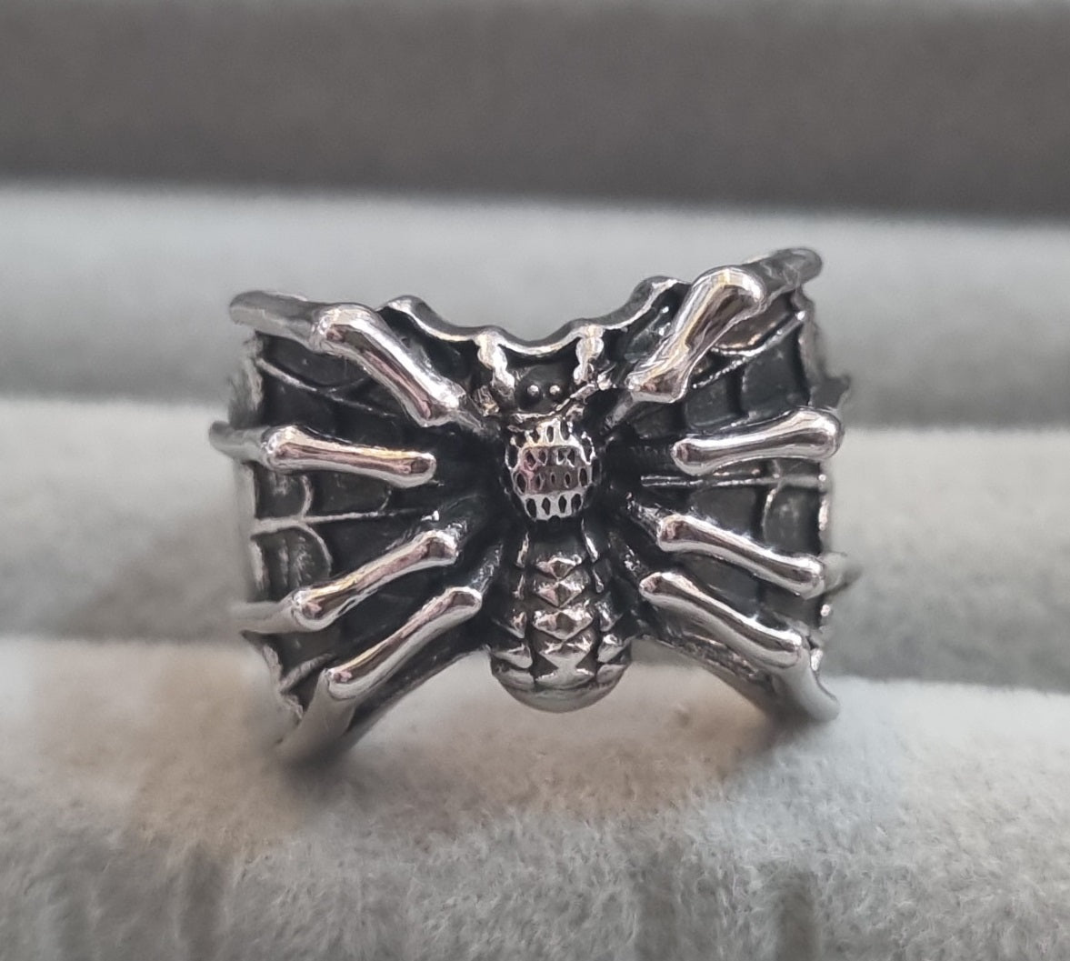 Регулируем пръстен с паяк в готик стил