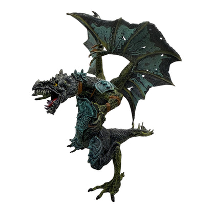 Dragon Warrior – детайлна фигурка дракон с броня