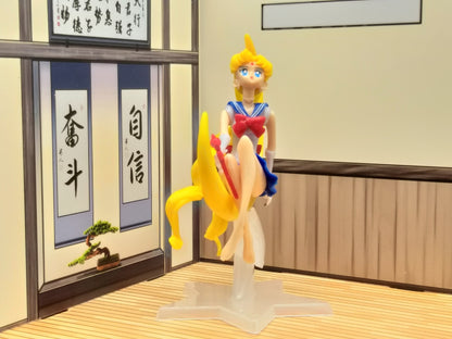 Sailor Moon фигурка – Лунен трон 🌙