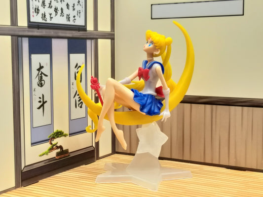 Sailor Moon фигурка – Лунен трон 🌙