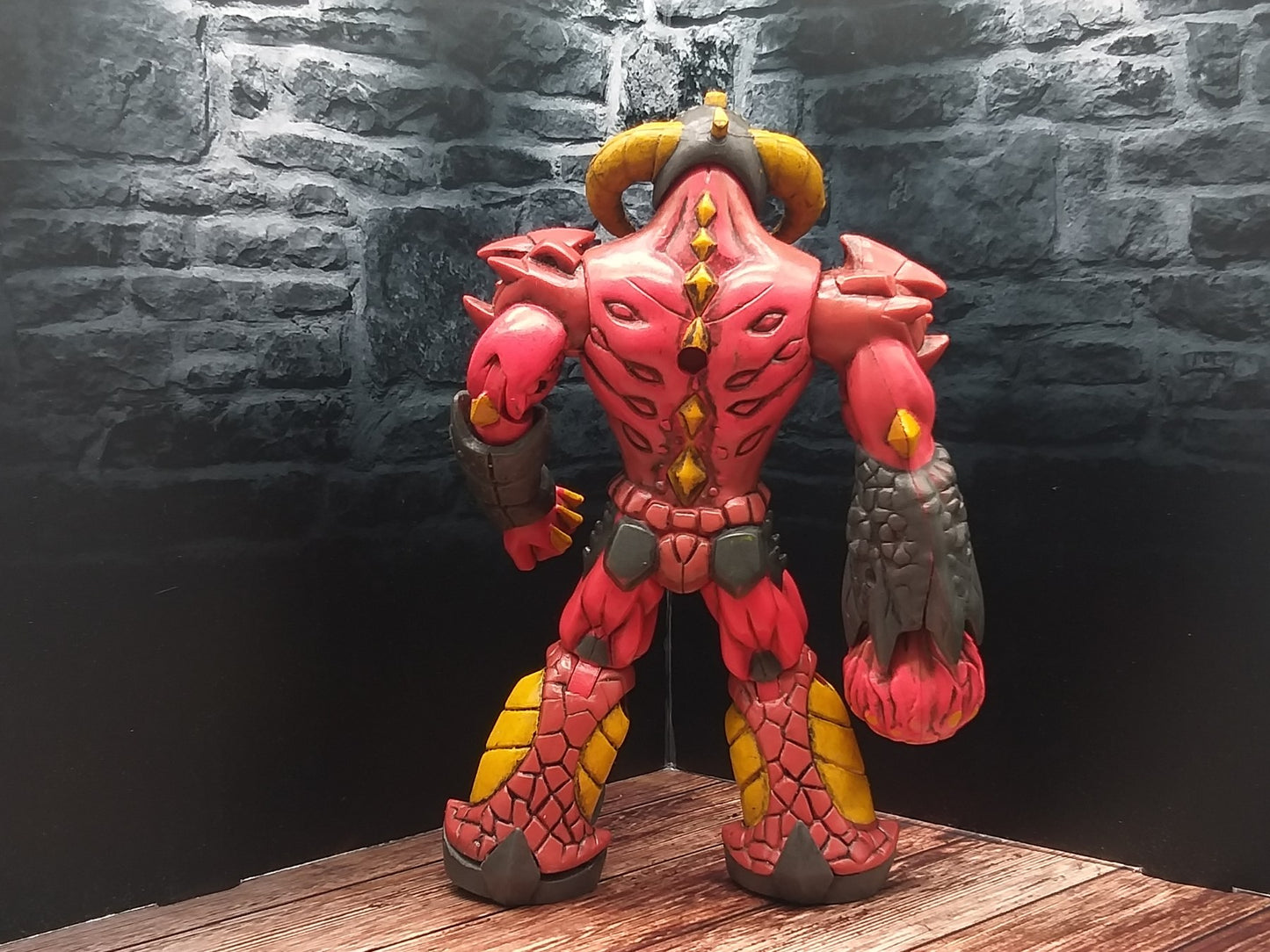 Фигурка Gormiti – Fire Lord Titan (The Lords of Nature Return)